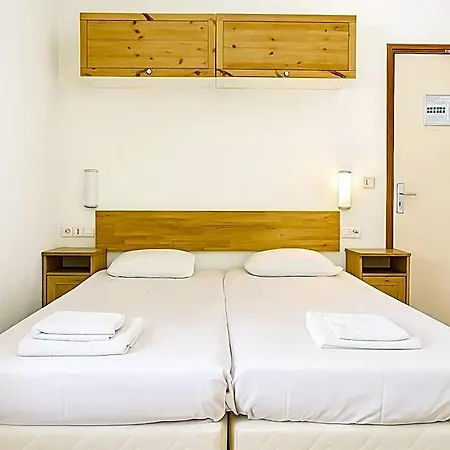 Aparthotel Moliere Paris Montrouge